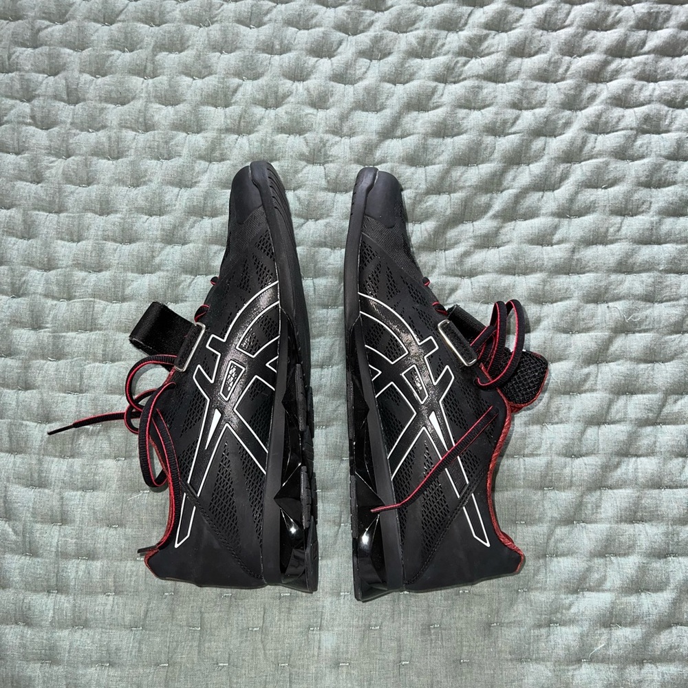 Asics Men's Lift Master Lite Black Onyx True Red Size 9.5 US